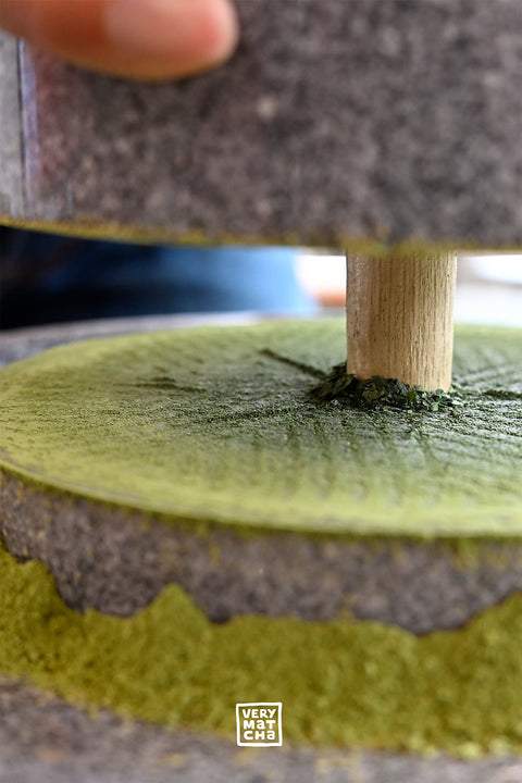 Matcha-Gesichtsmaske DIY: Kann Matcha bei unreiner Haut, Akne und Falten helfen?