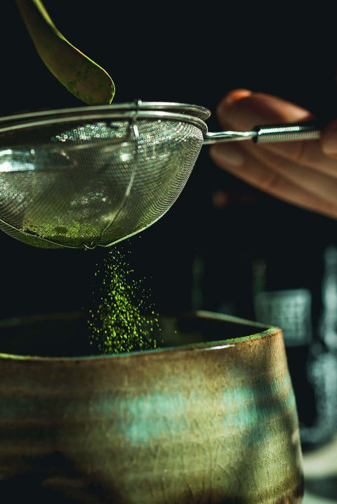 Tipps & Tricks: Matcha sieben, Klumpen vermeiden