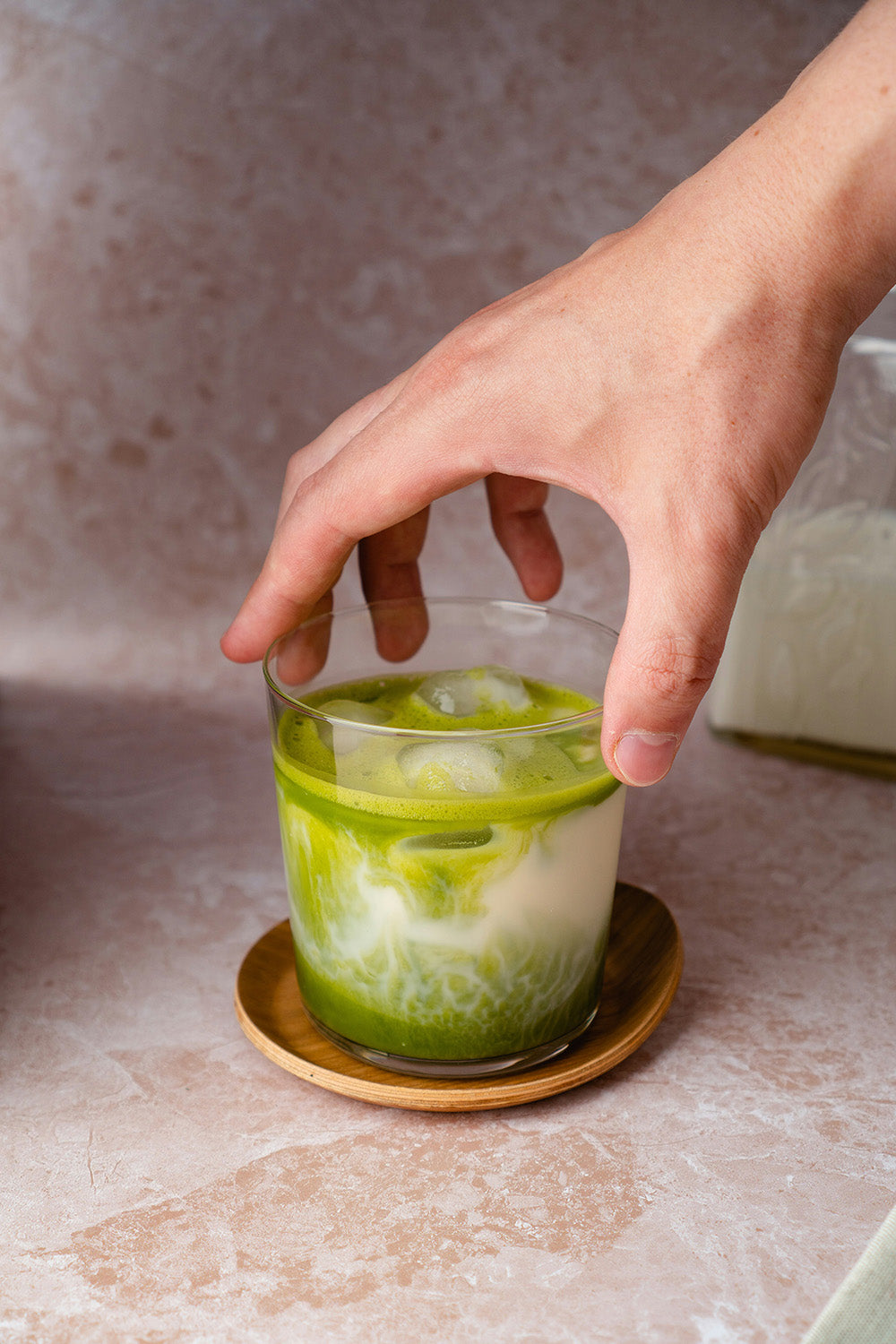 Matcha Tee richtig lagern: Am besten im Kühlschrank aufbewahren?