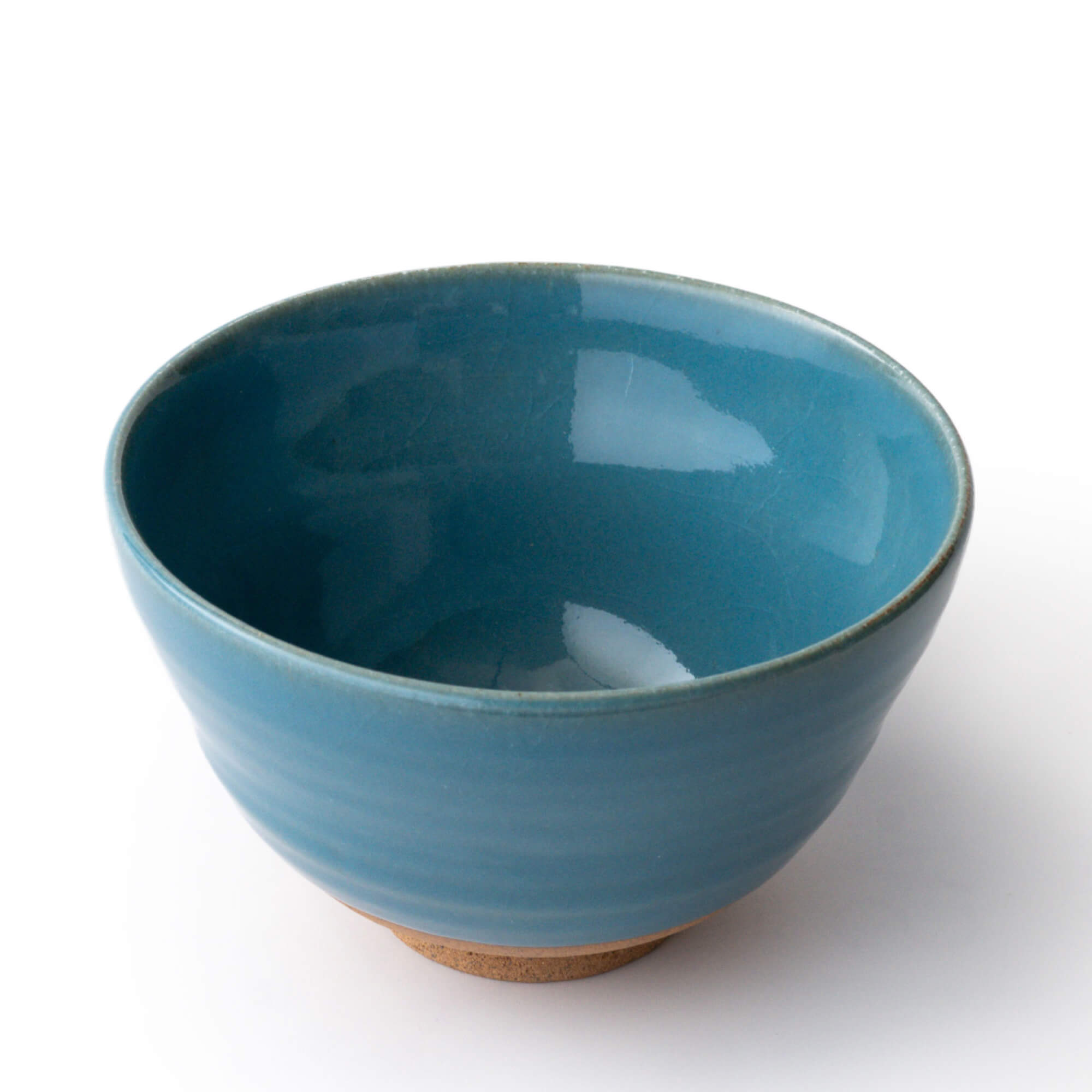 Japanische Matcha-Schale SHINKAI in Sogi-nari-Form, Blick in das Innere der Schale