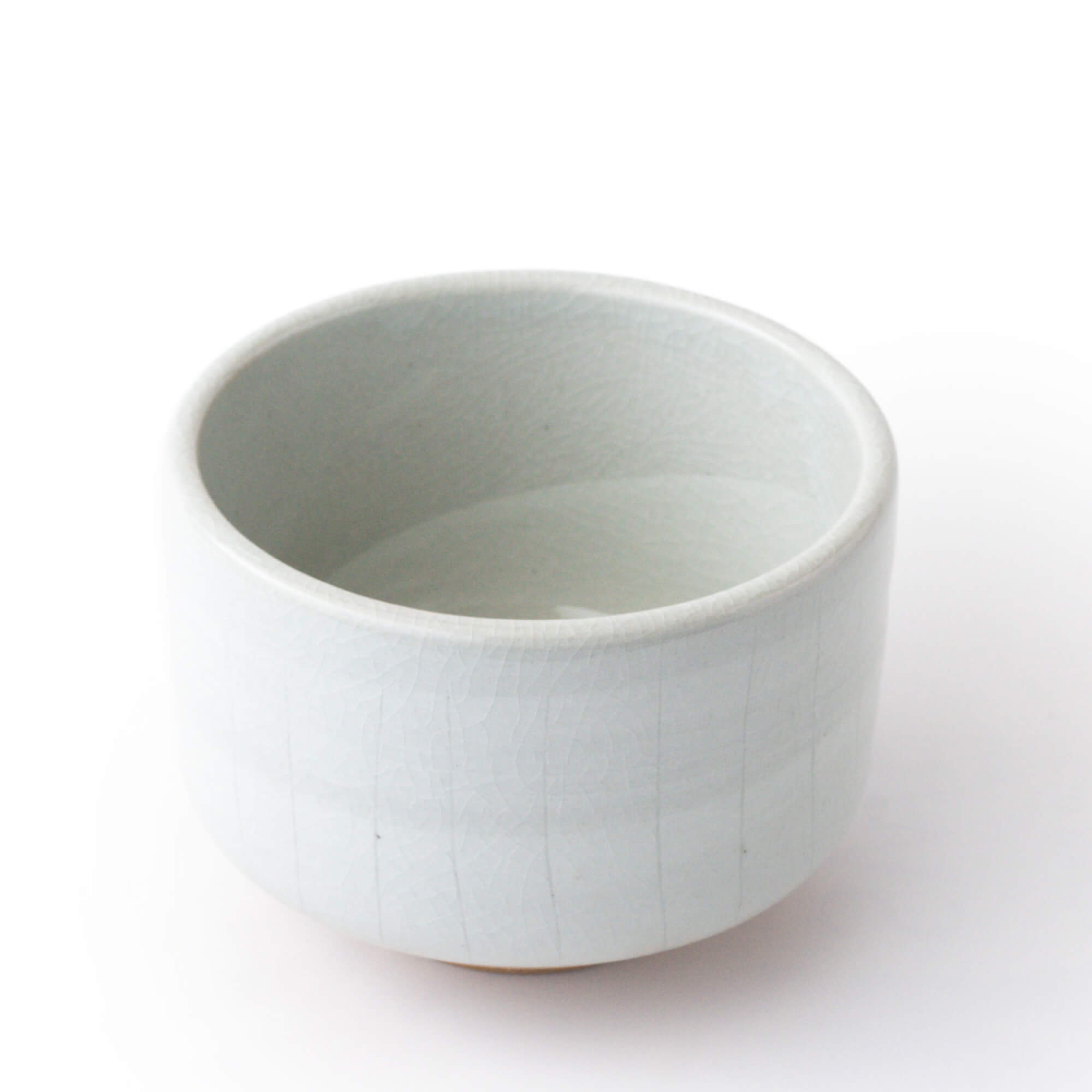 Matcha Schale SHIRAUME – kleiner Tsutsu-gata Chawan mit feiner Kobiki-Glasur, Made in Japan