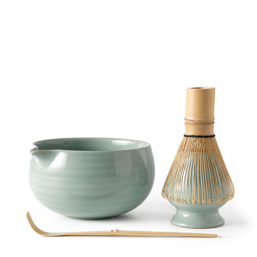 Matcha Set UMI: Schale, Bambusbesen, Bambuslöffel & Besenhalter